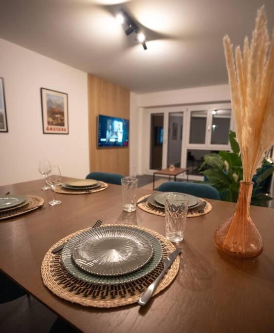 Appartement Spacieux Au Centre De La Gruyere بروك المظهر الخارجي الصورة